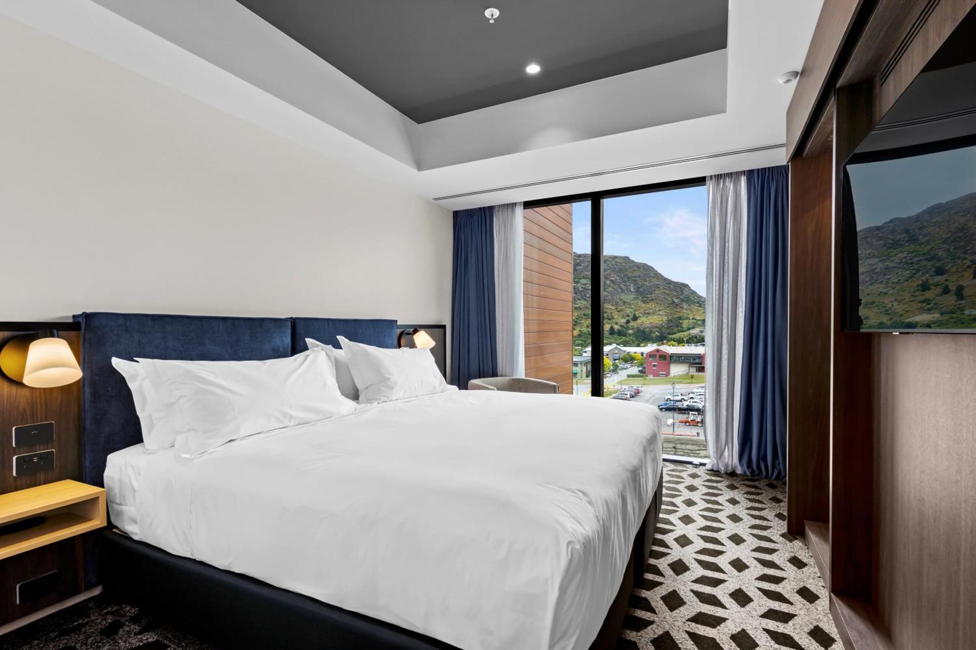 Holiday Inn Queenstown Remarkables Park Ngoại thất bức ảnh